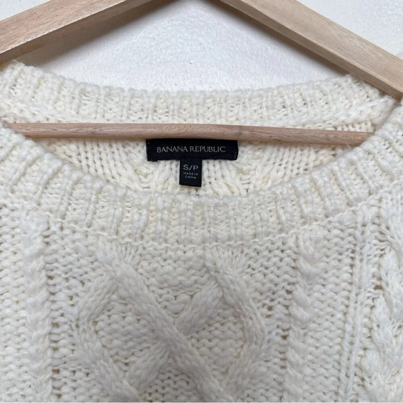 Banana Republic Womens Small Boat Neck Oversized Cable Ivory Wool Sweater - Picture 11 of 15